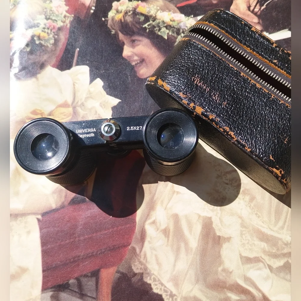 Black and Gold Binoculars with Case - Picture 2 of 11